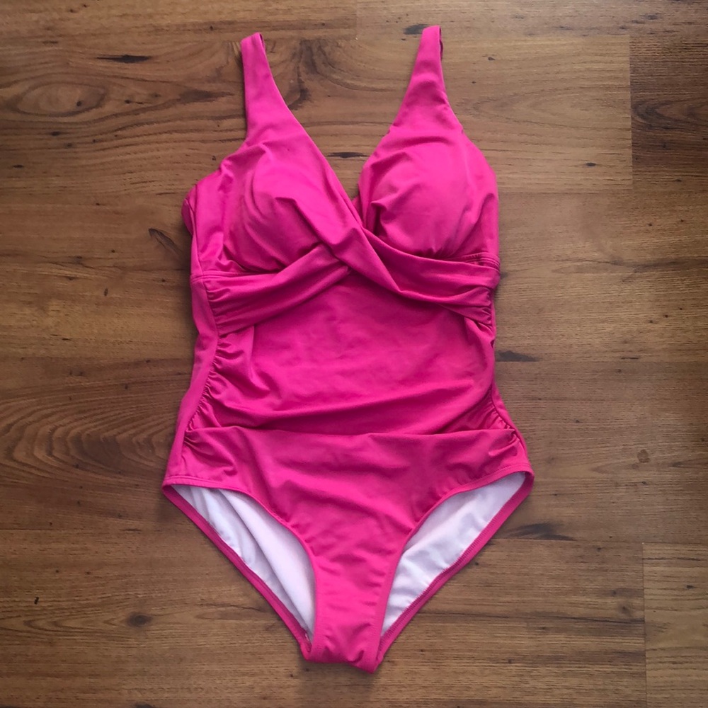 NWOT Longitude ONE PIECE swimsuit Size 14
